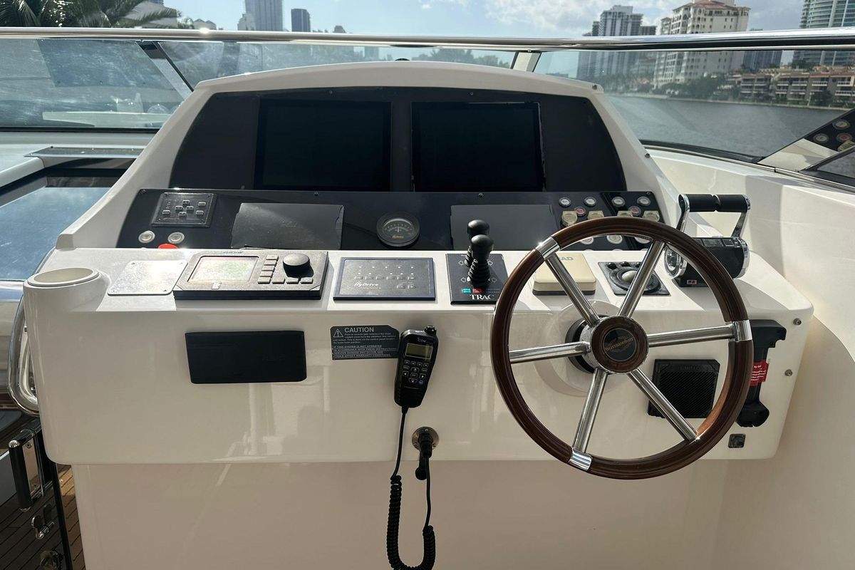 2011 Sunseeker 111 
