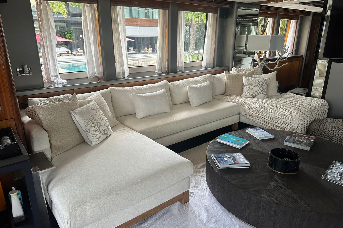 2011 Sunseeker 111 