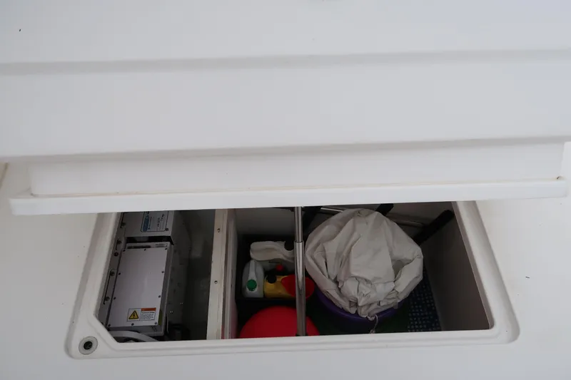 Bad Habit Yacht Photos Pics Storage compartment of a 2016 Invincible 42 Open Fisherman boat.