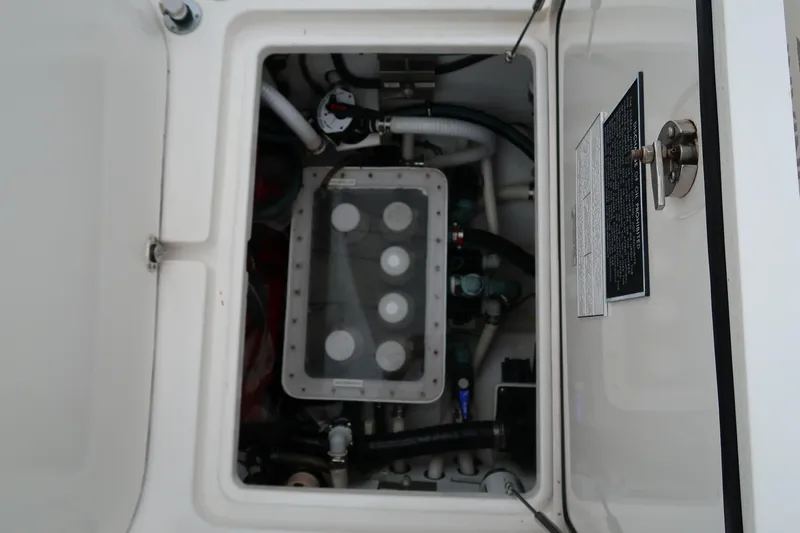 Bad Habit Yacht Photos Pics Engine compartment of a 2016 Invincible 42 Open Fisherman boat.