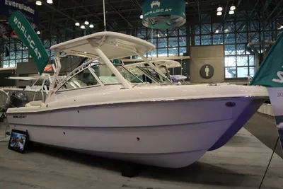 World Cat 230DC