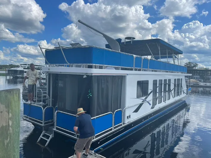 Slippery When Wet Yacht Photos Pics 