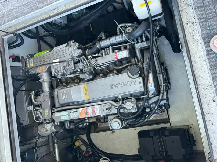 Slippery When Wet Yacht Photos Pics 