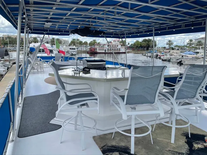 Slippery When Wet Yacht Photos Pics 