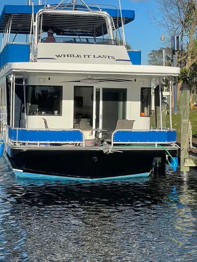 Slippery When Wet Yacht Photos Pics 