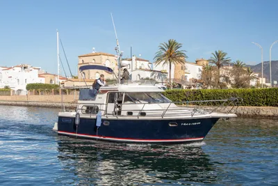 2005 Nimbus 380 Commander