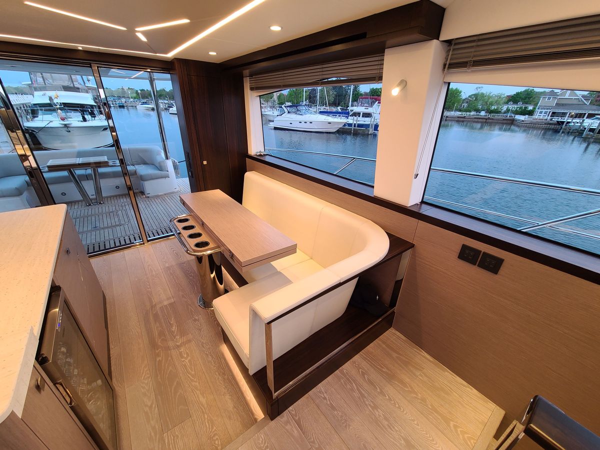 2023 Sunseeker 68 