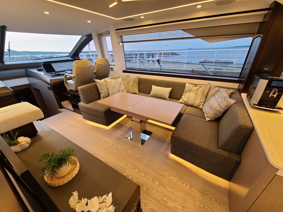 2023 Sunseeker 68 