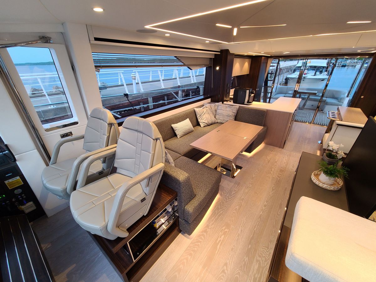 2023 Sunseeker 68 