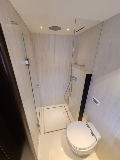 Sweet Tina Yacht Photos Pics 