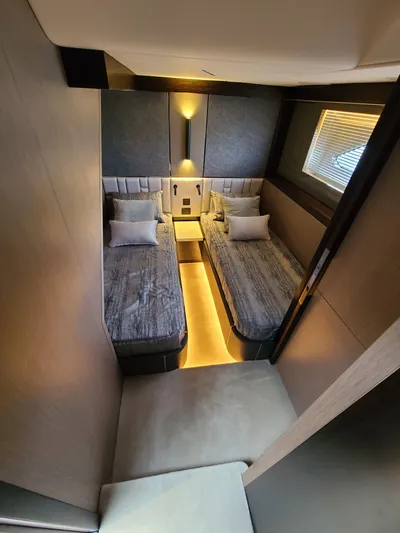 Sweet Tina Yacht Photos Pics 