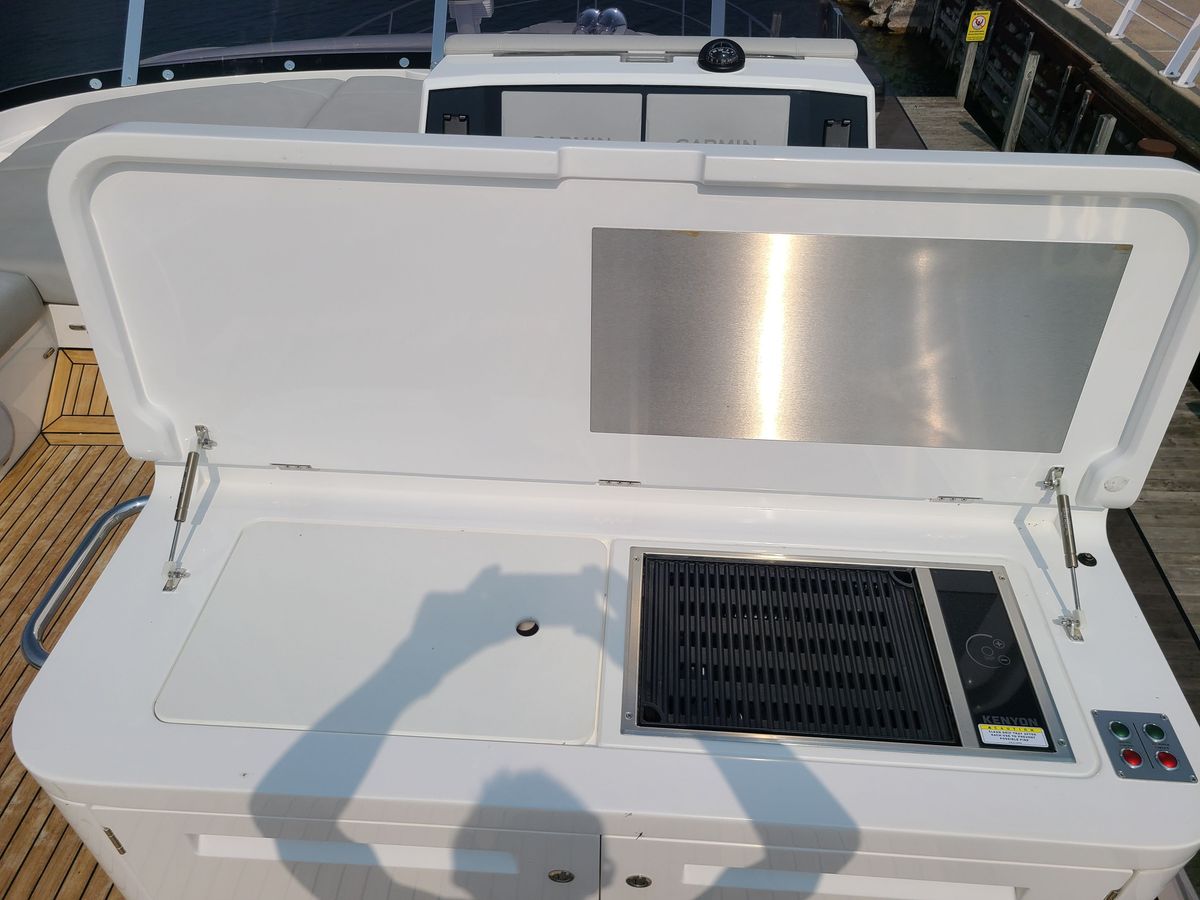 2023 Sunseeker 68 