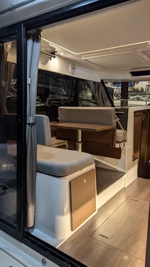 Knot Workin Yacht Photos Pics 