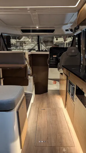 Knot Workin Yacht Photos Pics 