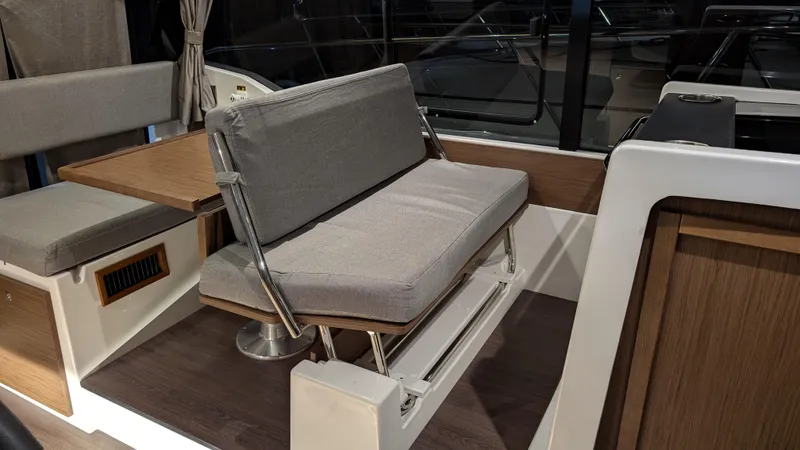 Knot Workin Yacht Photos Pics 