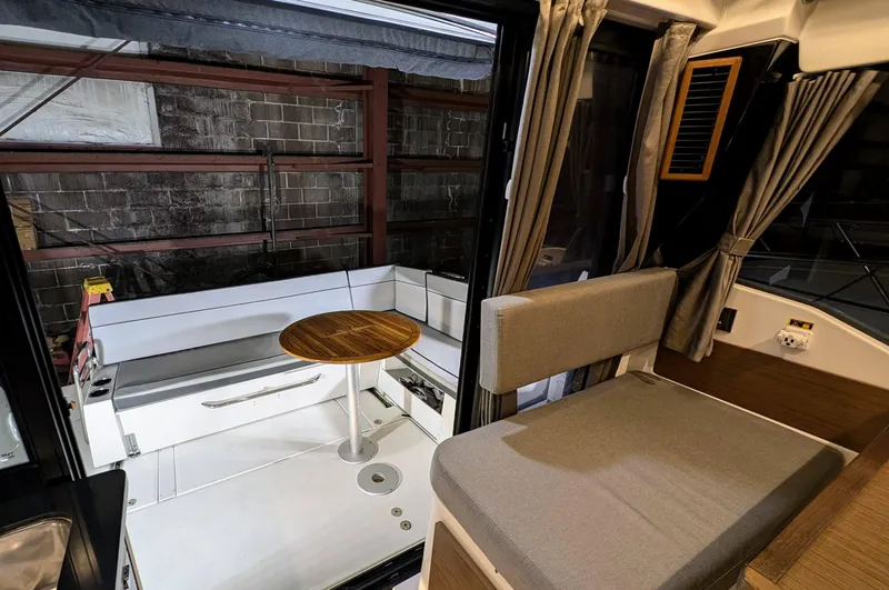 Knot Workin Yacht Photos Pics 