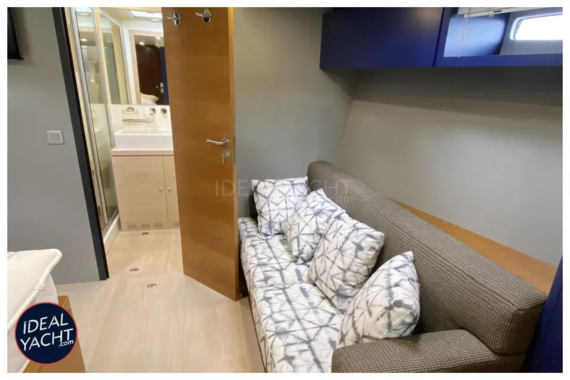 Mary Blue 3 Yacht Photos Pics Interior of 2008 Garcia 65ft Aluminium Centerboard yacht with cozy seating and modern bathroom.