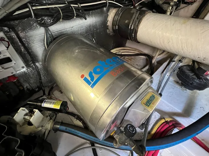 Chaos Yacht Photos Pics 