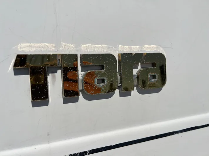 Chaos Yacht Photos Pics 