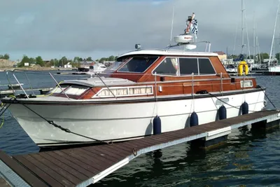 Custom Utö 31