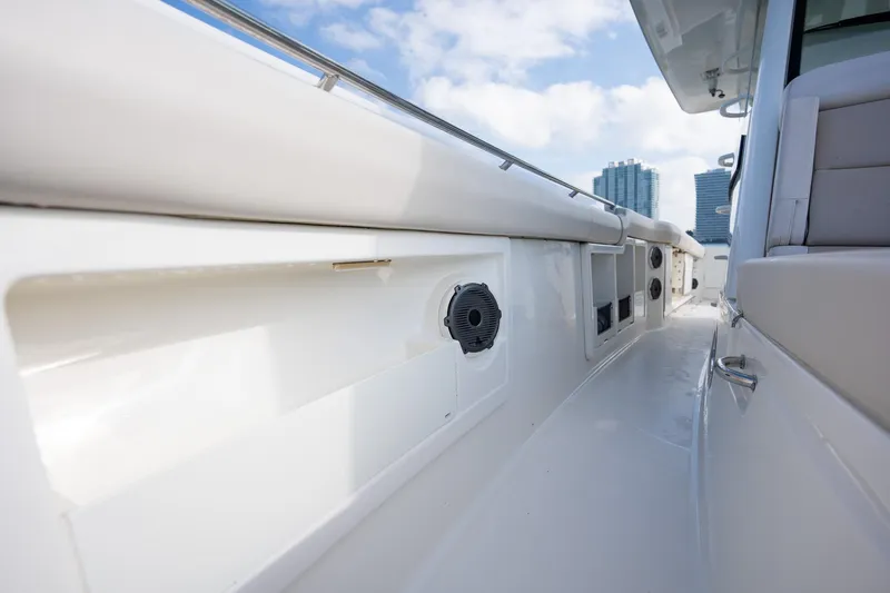 2nd Ammendment Yacht Photos Pics 