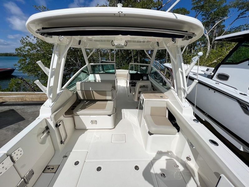 2020 Boston Whaler 280 Vantage