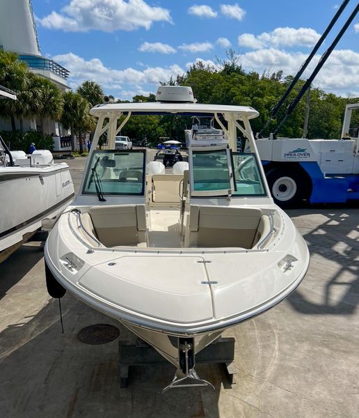 2020 Boston Whaler 280 Vantage