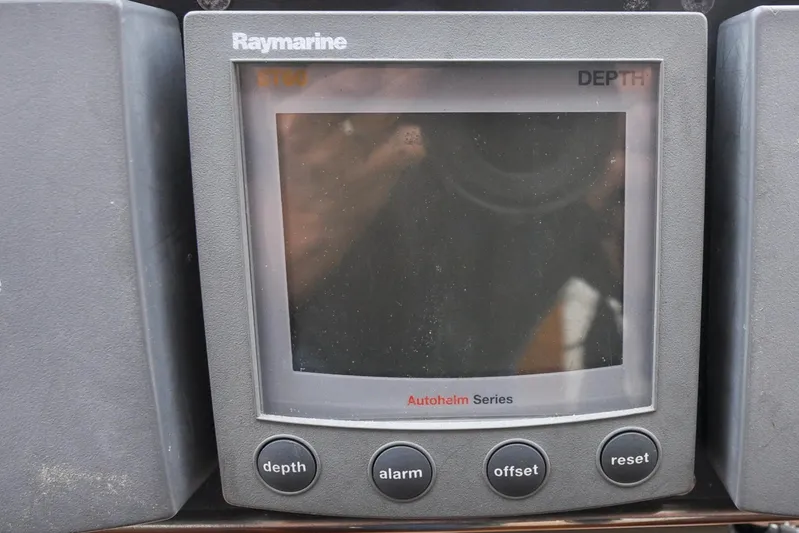 Jezebel Yacht Photos Pics Raymarine ST60 depth display on 2004 Sabre 426 yacht dashboard.