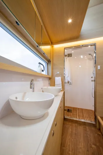  Yacht Photos Pics 2023-Aquila-54-Yacht-MarineMax