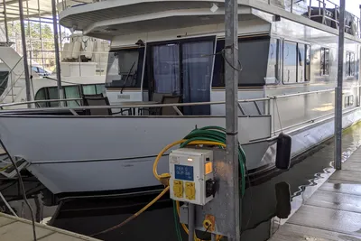 Monticello River Yacht