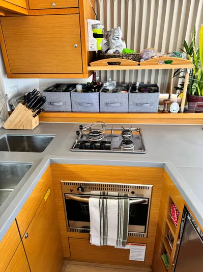 Neverend Yacht Photos Pics 