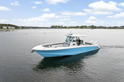 Boston Whaler 330 Outrage