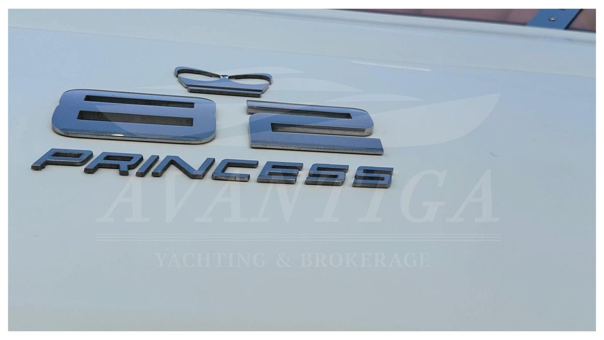 2013 Princess 77 