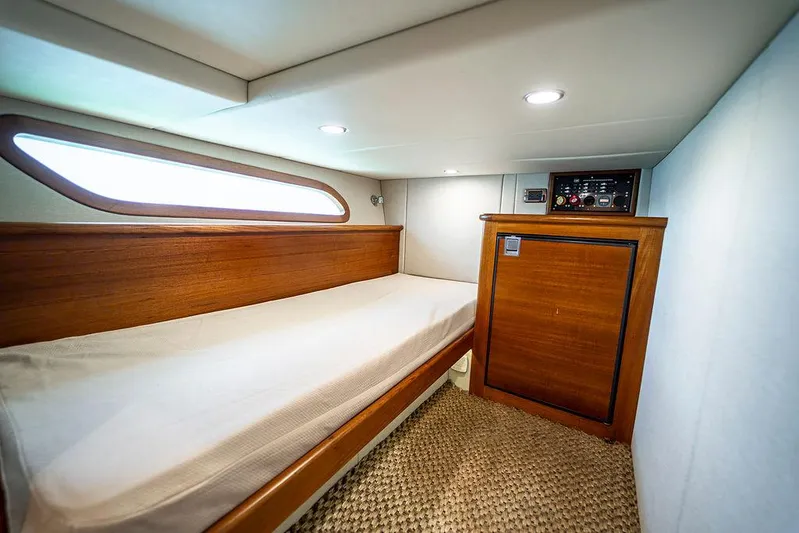 Compass Yacht Photos Pics 