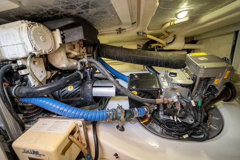 Compass Yacht Photos Pics 