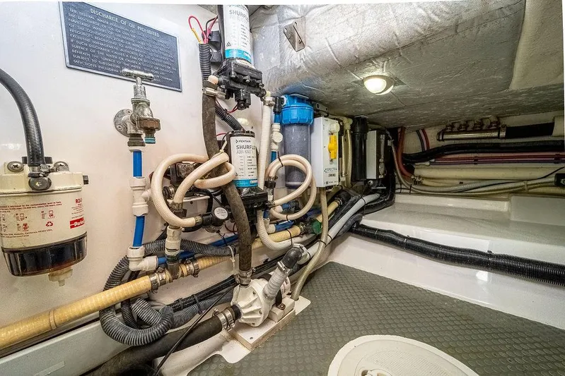 Compass Yacht Photos Pics 