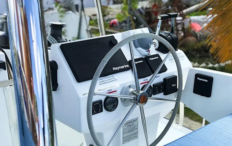 Smile Maker Yacht Photos Pics 