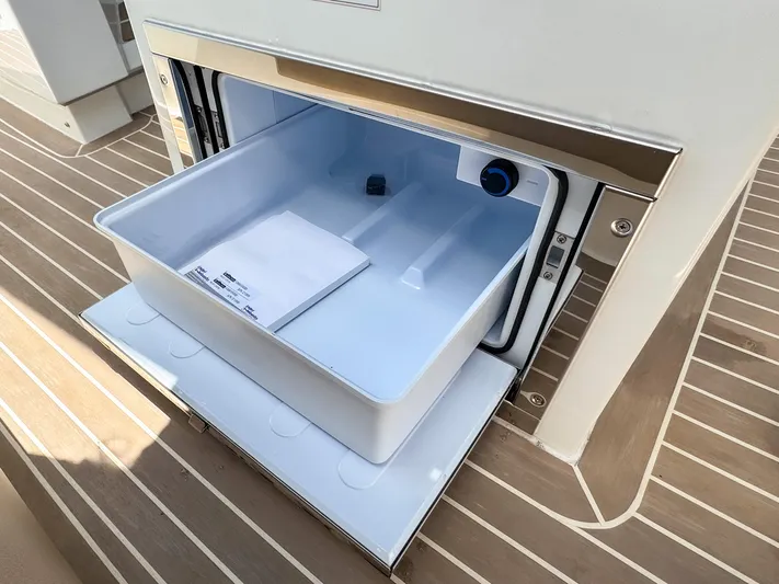  Yacht Photos Pics Open storage compartment on 2024 De Antonio Yachts D28 Open, featuring sleek design and functionality.