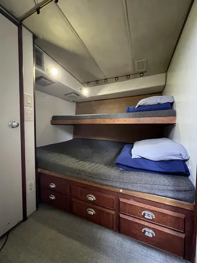 Impulse Yacht Photos Pics 