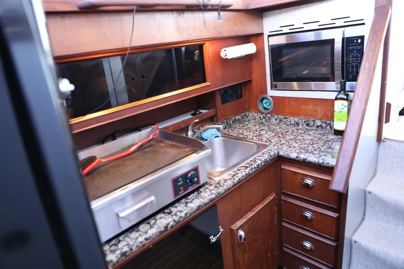 Impulse Yacht Photos Pics 