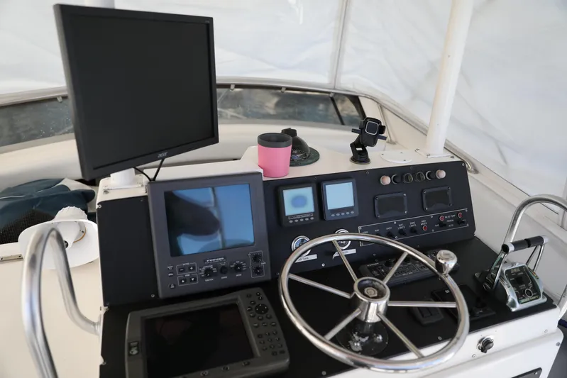 Impulse Yacht Photos Pics 