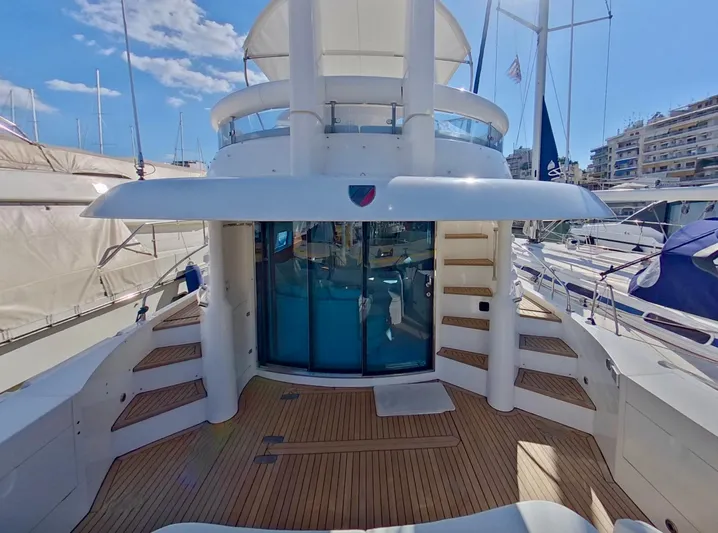  Yacht Photos Pics Luxury Fairline Squadron 52 yacht, 2000 model, featuring elegant deck and modern design.