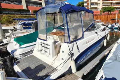 2004 Bayliner 245