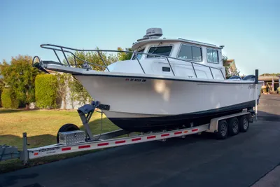 Parker 2530 Extended Sport Cabin