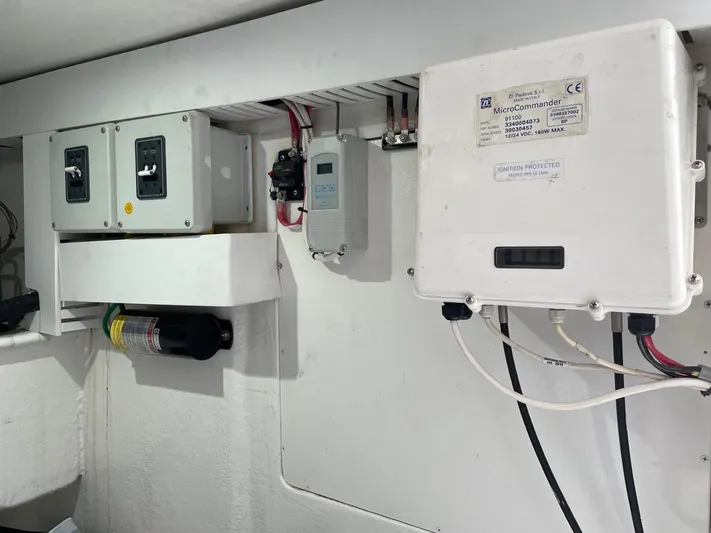 Heart Of Gold Yacht Photos Pics 