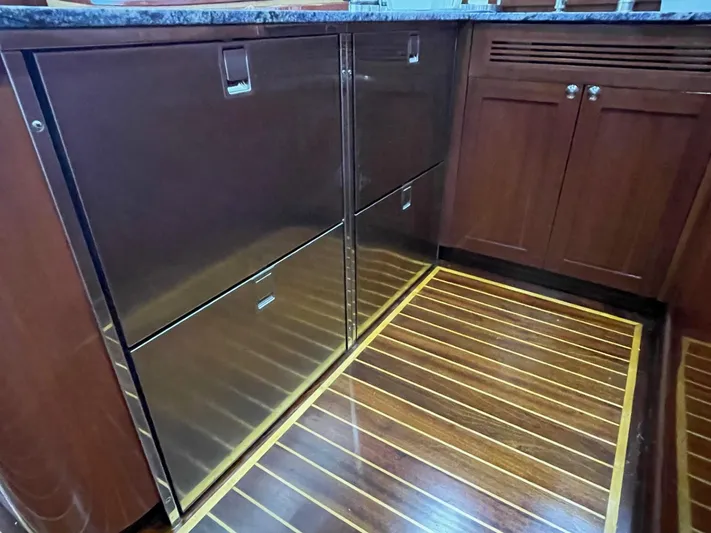 Heart Of Gold Yacht Photos Pics 