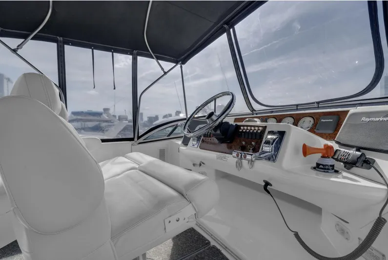 Byeee Yacht Photos Pics 