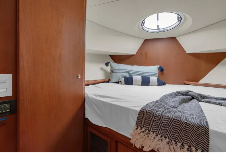 Byeee Yacht Photos Pics 