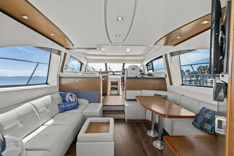 Prodigi Yacht Photos Pics 2017 Sea Ray 510 Fly - Image 35