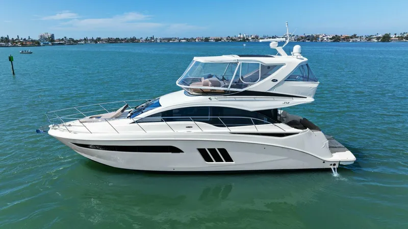 Prodigi Yacht Photos Pics 2017 Sea Ray 510 Fly - Image 1